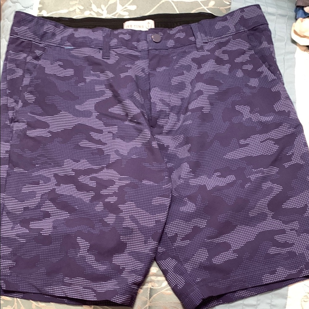 Tee Time Men's Navy Camouflage Shorts